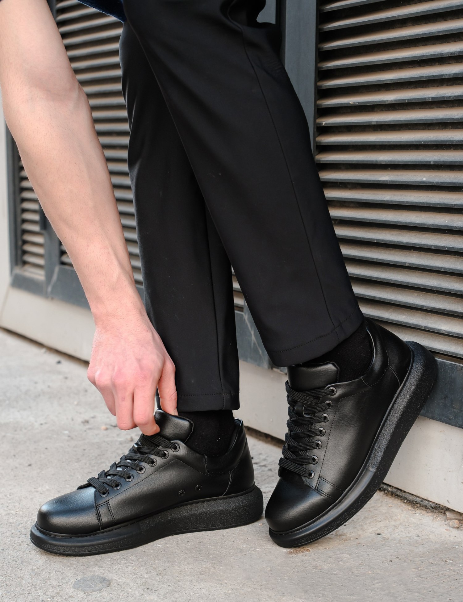 Ανδρικά μαύρα δίσολα Sneakers λαστιχένια σόλα CH25700B φωτογραφία